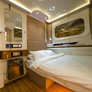 Caps Lock Future Capsule hotel Nur-Sultan (Astana)